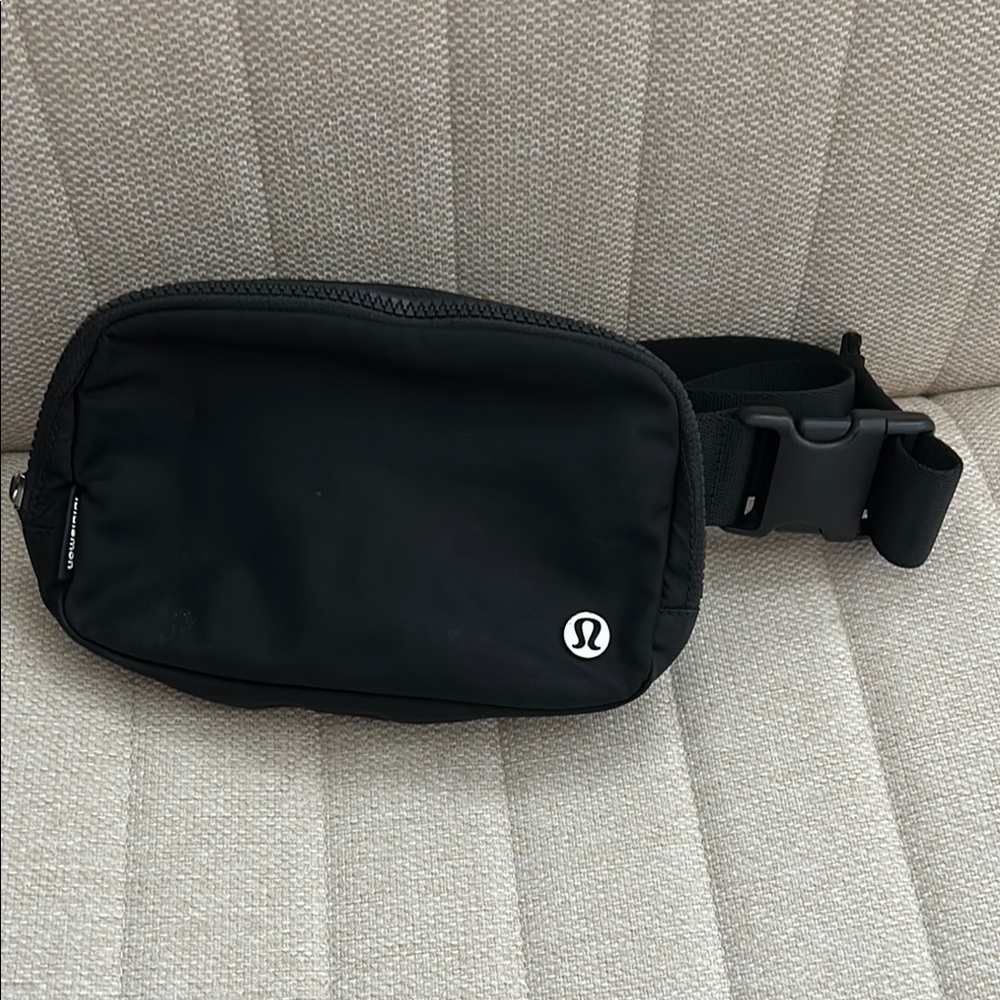 lululemon athletica Black Belt Bag